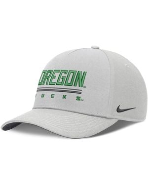 Nike Oregon Ducks 2026 Sideline Dri-fit Rise Adjustable Hat - Metallic