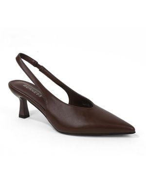 BERNESS Circe Pointed Toe Slingback Kitten Heels - Brown