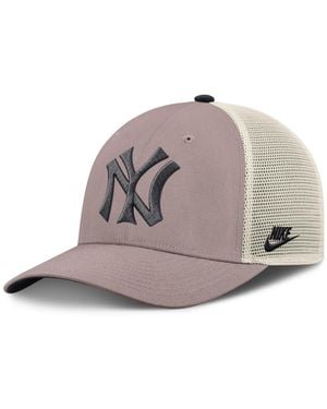 Nike New York Yankees Cooperstown Rise Adjustable Trucker Hat - Gray