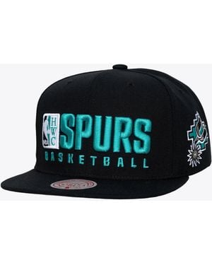 Mitchell & Ness San Antonio Spurs Hardwood Classics Old School Stacked Text Snapback Hat - Black