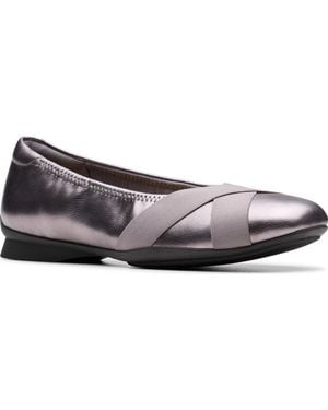Clarks Jazmynn Gem Round Toe Flats - Gray
