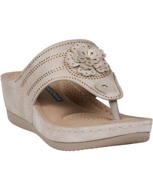 Gc Shoes Cora Embellished Floral Wedge Sandals - White