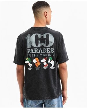 Peanuts | Macy's | 100th Thanksgiving Day Parade Snoopy Balloons Through The Years Graphic T-shirt - Black