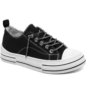Sugar Awesome Round Toe Casual Sneakers - Black
