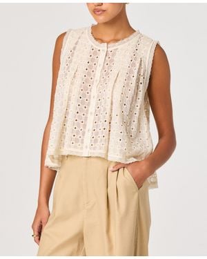 Astr Alisa Sleeveless Crew Neck Top - Natural
