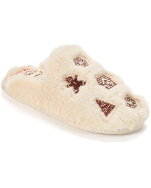 Dearfoams Holiday Fur Shaped Tab Scuff Slippers - Natural