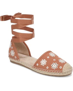 On 34th Sunnii Almond Toe Flats - Brown