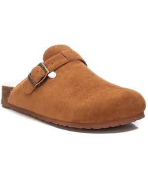 Xti Winter Suede Clogs By - Brown