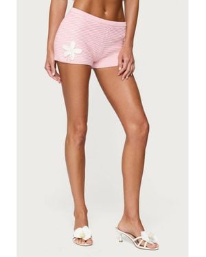 Edikted Tahna Flower Crochet Shorts - Pink