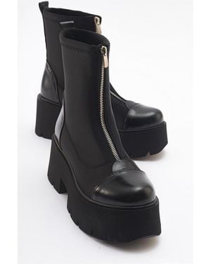 Prologue Shoes Bray Patent Chunky Boot () - Black