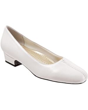 Trotters Doris Pump - White