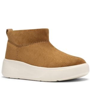 Clarks Solevana Rise Platform Ankle Boots - Natural