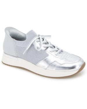 Kenneth Cole Chic Ez On Sneakers - White