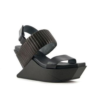 United Nude Delta Wedge Puffier - Black
