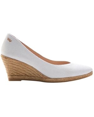 VISCATA Roses Limited Edition Canvas V Cut Espadrille Wedges - White