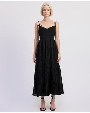 En Saison Roza Sleeveless Midi Dress - Black
