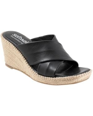 Softwalk Hastings Sandal - White