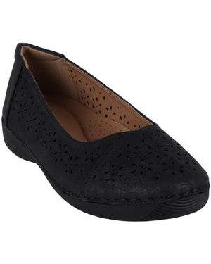 Gc Shoes Nysha Round Toe Laser Cut Flats - Black