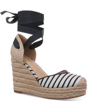 On 34th Melindaa Espadrille Wedge Sandals - Metallic