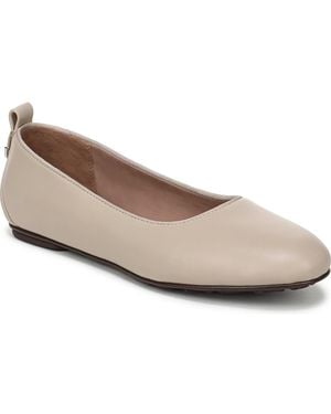 Naturalizer Ava Ballerina Skimmer Round Toe Flats - White