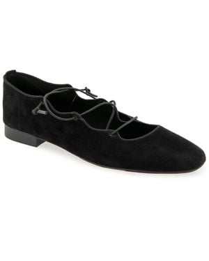 Kensie Eglantine Elastic Strap Ballet Flat - Black