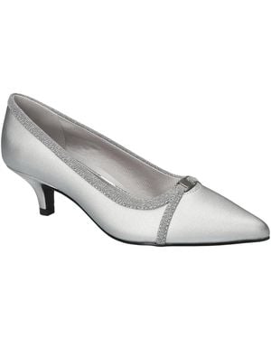 Easy Street Zayn Slip-on Pumps - White