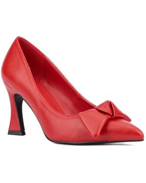 TORGEIS Tamrina Pointed Toe Dressy Fla Heels - Red
