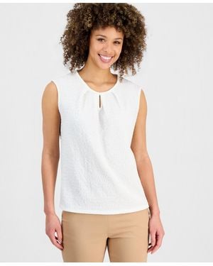Kasper Textured Knit Keyhole Top - White