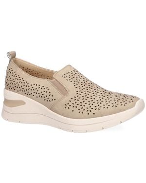 Easy Street Nottingham Slip-on Sneakers - Natural