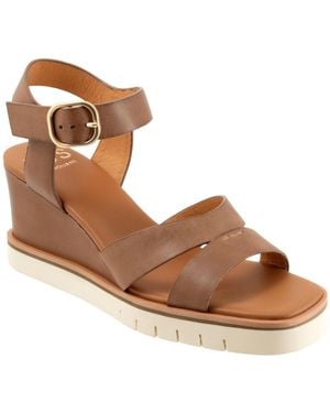 EOS FOOTWEAR Hazy Sandal - Brown