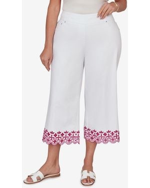 Ruby Rd. Plus Size Embroidered Hem Colored Denim Pull-on Capri Pants - White