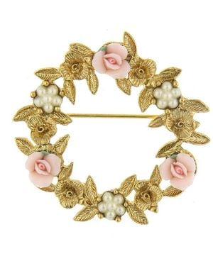 2028 Gold-tone Porcelain Rose Wreath Brooch - Metallic