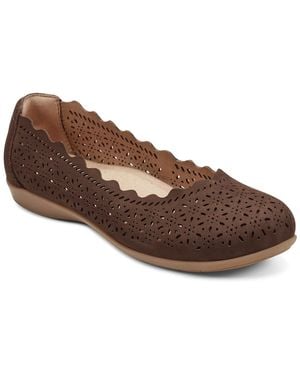 Earth Bria Casual Flat - Brown