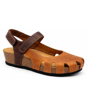 Plakton Closed-toe Sandal Amy - Brown
