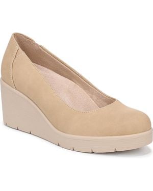 Naturalizer About-time Wedge Pumps - Natural