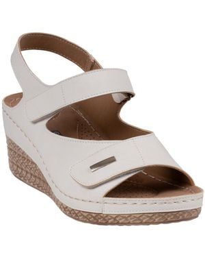 Gc Shoes Keltie Double Strap Wedge Sandals - Metallic
