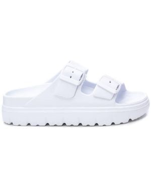 Xti Rubber Flat Sandals By - White