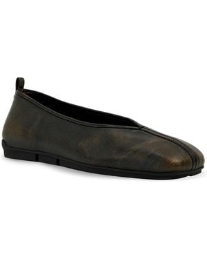 Ash Breeze Slip-on Flats - Black