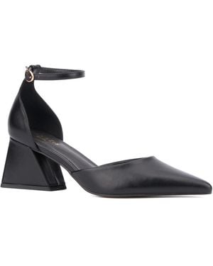 TORGEIS Vicki Ankle Strap Pointed Toe Heel - White