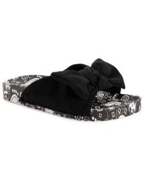 Muk Luks Island Luau Sandals - Black