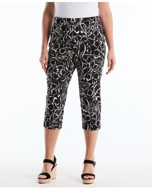 Rafaella Plus Size Hibiscus Printed Pull-on Capri Pants - Black