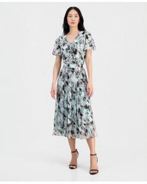 Kasper Ruffle Front Flutter Sleeve Blouse Pull On Pleated Front Skirt - Blue