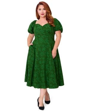Unique Vintage Plus Size Jacquard Sweetheart Swing Dress - Green
