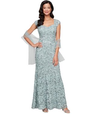 green emerald velvet dress Amazon.com: Alex Evenings Women's Long Metallic Ruched Flutter Sleeve Gown  with Side Slit, Mother of the Bride, Formal Dress, Black Embroidered, 4 :  Clothing, Shoes & Jewelry