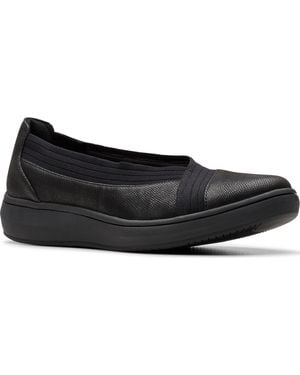 Clarks Cloudsteppers Breeze Sky Air Slip On Shoes - Black