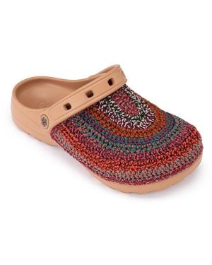 The Sak Bolo Clog - Red