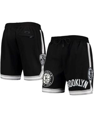 Pro Standard Brooklyn Nets Chenille Shorts - Black