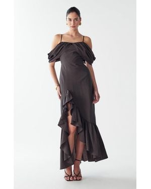 ST MRLO Shelly Maxi Dress - White