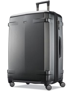 Hartmann Century Deluxe 30" Check-in Spinner - Multicolor