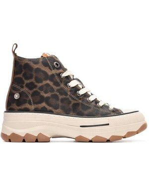 Xti Casual High Top Sneakers Refresh Collection - Brown